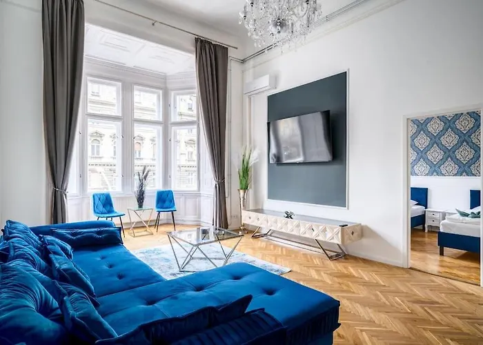 Andrassy Grandeur With Indoor Parking Budapest