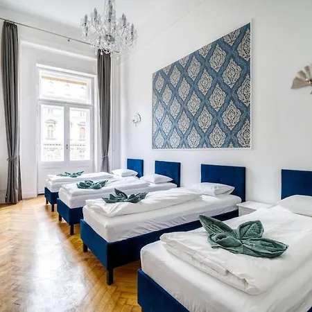 Apartament Andrassy Grandeur With Indoor Parking Budapeszt
