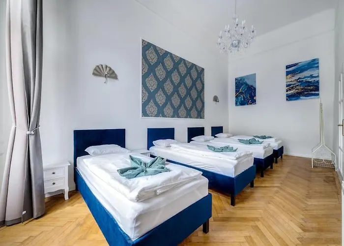 Apartament Andrassy Grandeur With Indoor Parking *